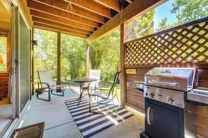 Exterior | Central Heating | Free WiFi