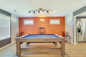 Game Room | Convertible Ping-Pong/Air Hockey Table | Free WiFi