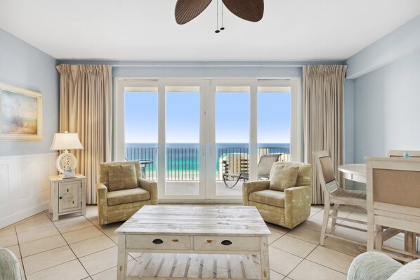 Living Area with Gulf Views, Sleeper Sofa and Flat Screen TV