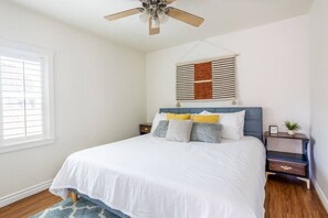 King Bed - Room 1