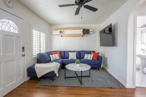 Spacious living room, Roku Smart TV