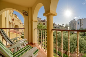 Balcony/ terrace