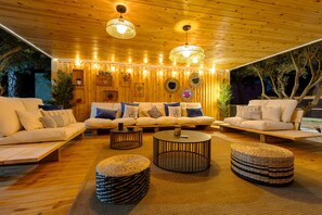 Villa with terrace in Alicante