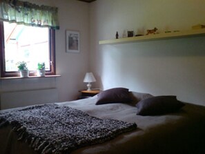 bedroom with double bed