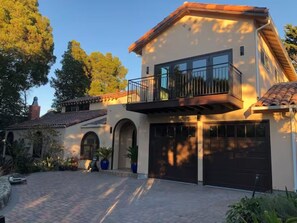 View of guesthouse above the garage