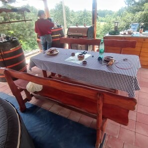 Outdoor dining