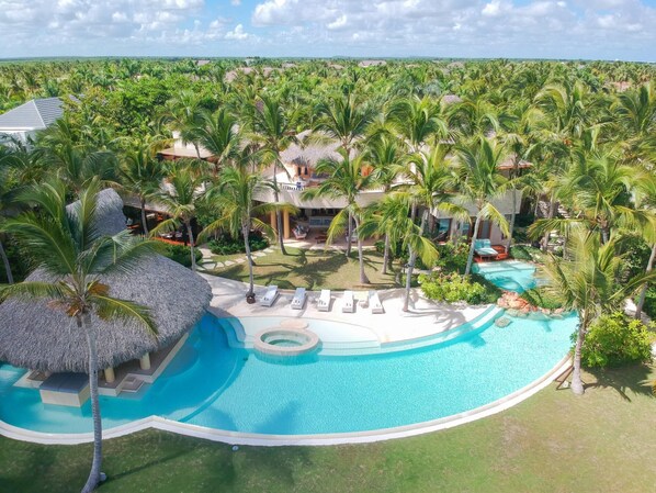 Casa Carey - Spectacular Golf and Oceanfront Villa (3845)
