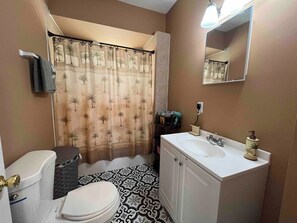 Full Bathroom