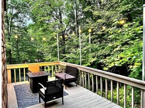 Fire table and chairs. 