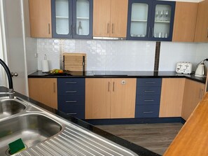 Fully loaded kitchen with all new appliances