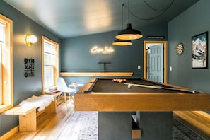 Spielezimmer