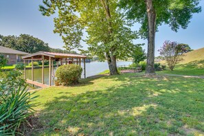 Private Yard | Waterfront Property