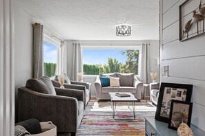Living room with plenty of seating
