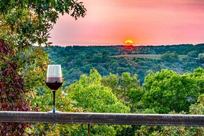 360 degree views across two states