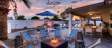 Magic Hour in the backyard oasis - The SuiteSpot - Scottsdale, AZ