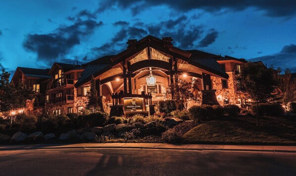 Entrance of the hotel