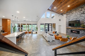 Common Areas—open concept gathering spaces to bring the whole group together.