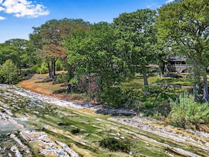 Come enjoy a tranquil getaway on the banks of the Blanco River