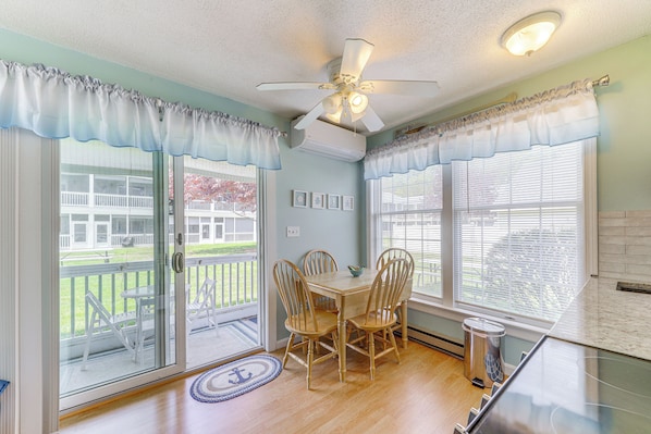 Wells Vacation Rental | 1BR | 1BA | 1 Step to Enter | 450 Sq Ft