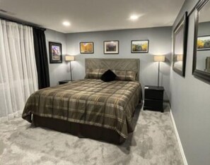 The COLORADO ROOM has a firm Terpur-pedic mattress and flat screen TV