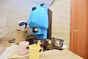 Kaffee und/oder Kaffeemaschine
