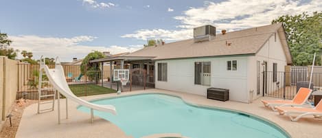 Peoria Vacation Rental | 4BR | 2BA | 2,000 Sq Ft | 1 Small Step Required