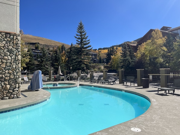 Heated outdoor pool and hot tub with view!