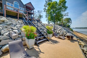 Exterior | Shared Lake Access