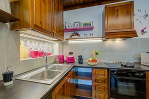 Kitchen and dining area