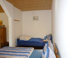 Einzelbett