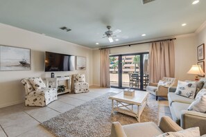 Open concept with lots of natural light coming in through the windows