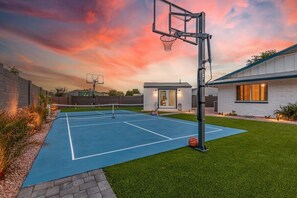 Sportplatz