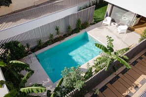 Private Pool 