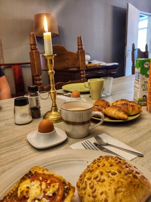 Breakfast meal