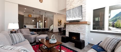 Main Living Space - TV, Gas Fireplace and Deck with Private Hot Tub and BBQ Grill