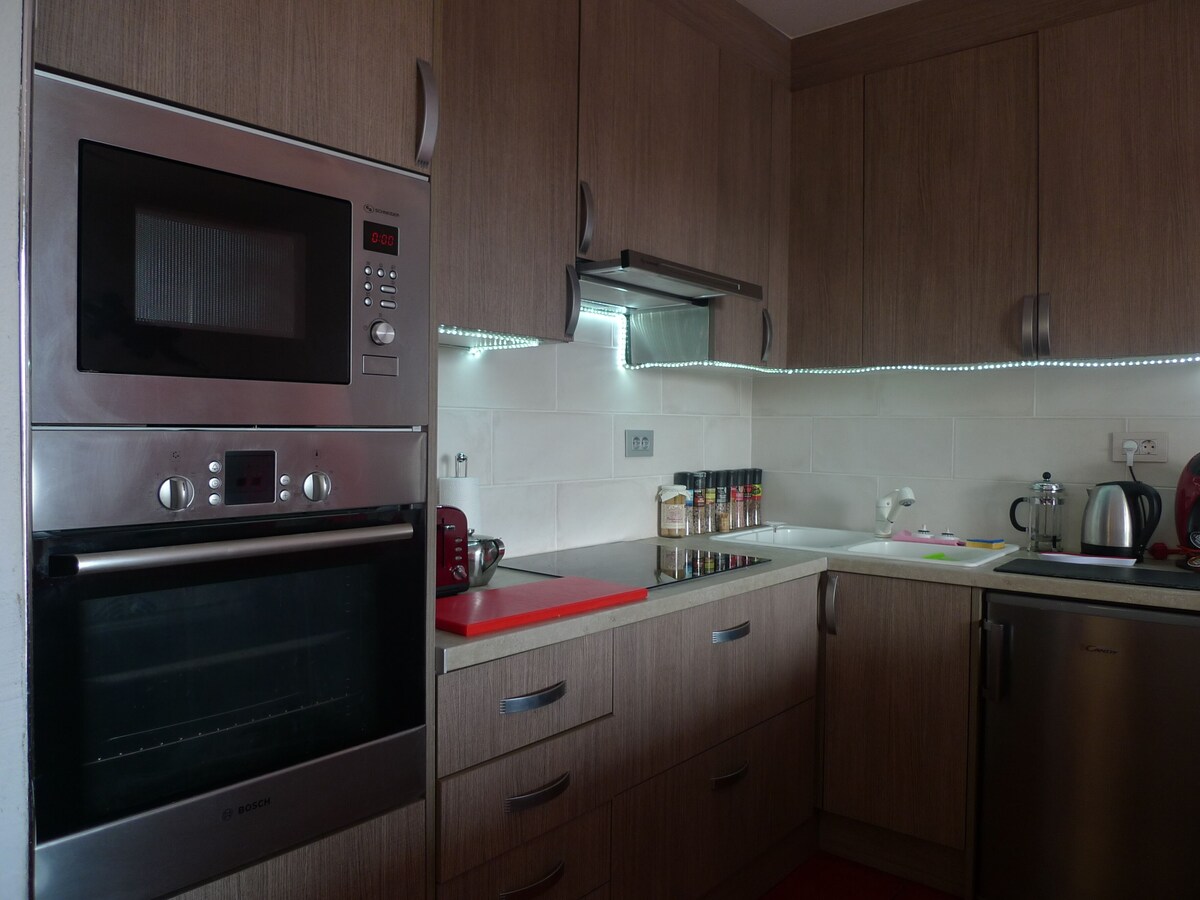 Amarilla Golf 1 Bed Apt Free Wifi, Stunning Sea, Golf, Marina and Mountain views