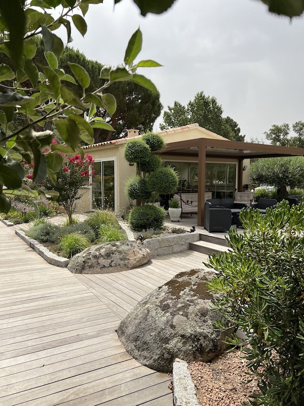 Terassi/patio