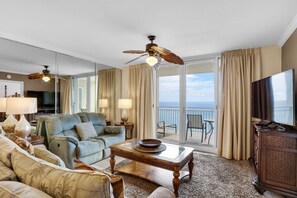 Emerald Beach 930