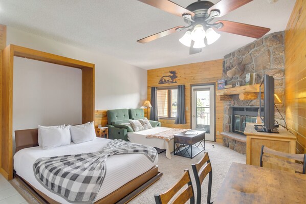 Granby Vacation Rental | Studio | 1BA | 405 Sq Ft | Step-Free Access