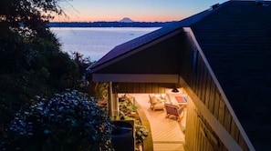 Mount Rainier is the perfect backdrop. We hope the "mountain is out" for you!