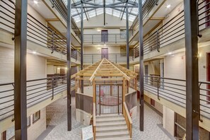 Common Area / Hot Tub