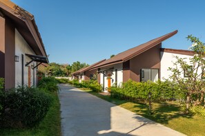 Esterni