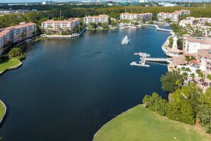 Beautiful Marriott Resort set on a lake!