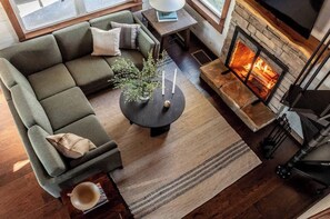 Main House | Creekside Haven by Boutiq Luxury Vacation Rentals | Blue Ridge, Georgia