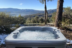 6 person hot tub with an awesome view! 