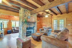 Living Room | Smart TV