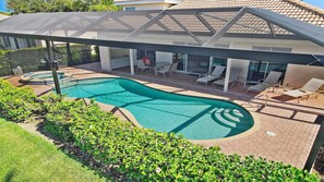 View of the entire outdoor area of Villa Altaira