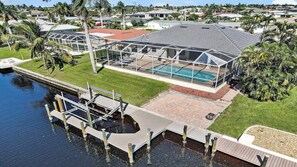 Rear view of Villa Boaters Dream