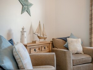 Living room | Winton, Bembridge