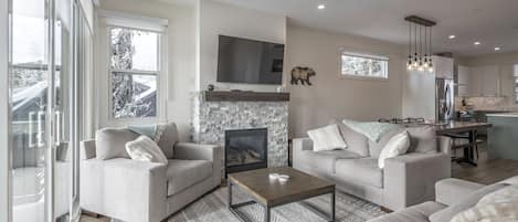 Silver Sage Retreat is a cozy, modern duplex that is perfect for Families 